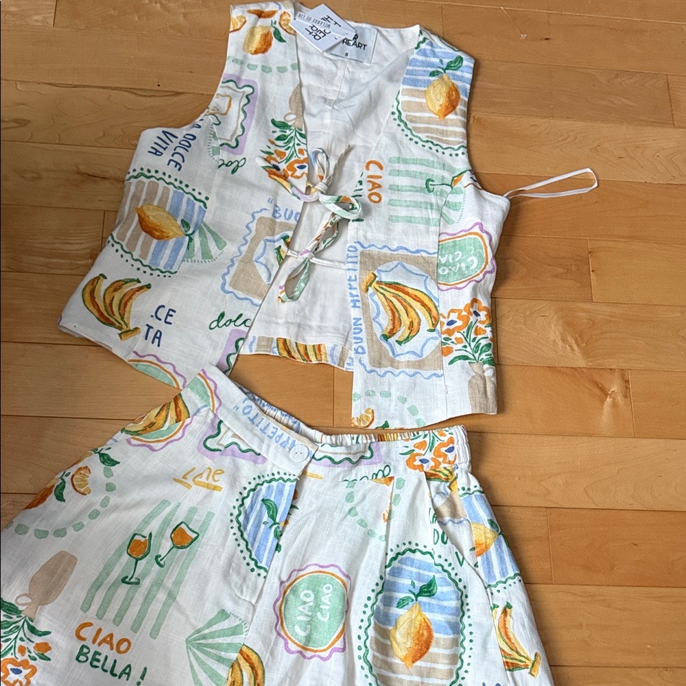 Colorful Printed Women's Short Set - Picture 8 of 11
